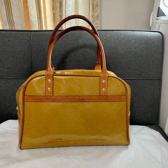 LOUIS VUITTON ❤️VINTAGE LV PATENT SATCHEL🎉 - Picture 2 of 10